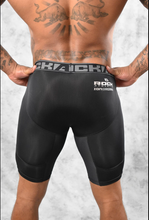 Lade das Bild in den Galerie-Viewer, CADENCE ION COMPRESSION BASE LAYER SHORTS